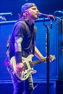 Zach Myers of Shinedown performing at Rock im Park 2016