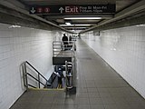 Mezzanine above the platforms