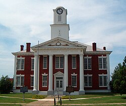 Stewart County Courthouse in Lumpkin