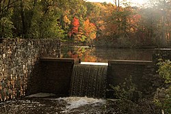 Davidson's Mill Pond on the Lawrence Brook, site of the former grist mill[1][2]