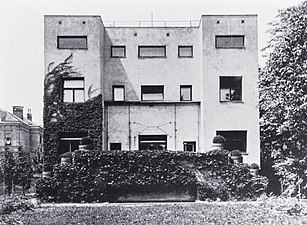 The Steiner House in Vienna by Adolf Loos, main façade (1910)