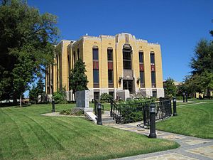 Lauderdale County Courthouse in Ripley