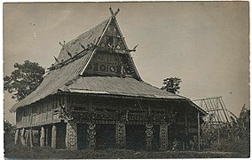 Torogan of the Maranao people, with decorative wing-like awang boat prows (panolong)[189]