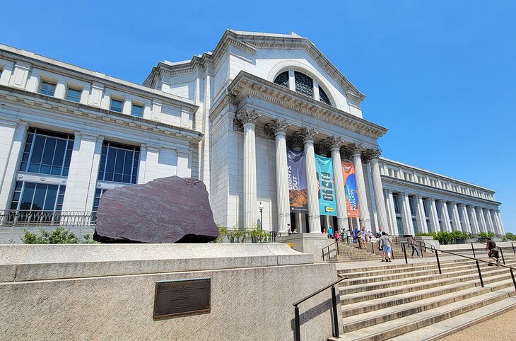 Entrance to the National Museum of National History