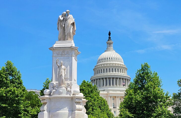 Statue in the roundabout in front of the Capitol dome