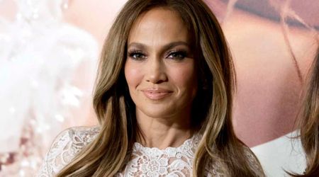 Server accuses Jennifer Lopez of removing tips from table as Ben Affleck paid 'too much'