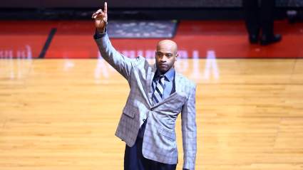 Raptors Legend to Induct Vince Carter Into Hall of Fame