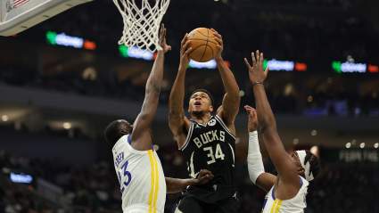 Proposed 3-Way Trade Sends Bucks 3-Time NBA Champion