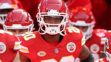 Chiefs Get 2 Key Starters Back Practicing at Training Camp: Report