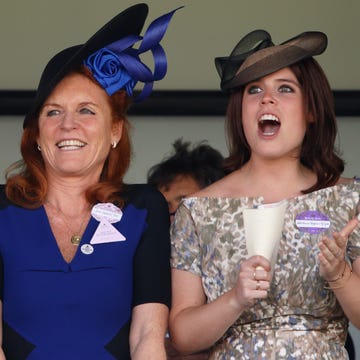 princess eugenie back scar scoliosis operation