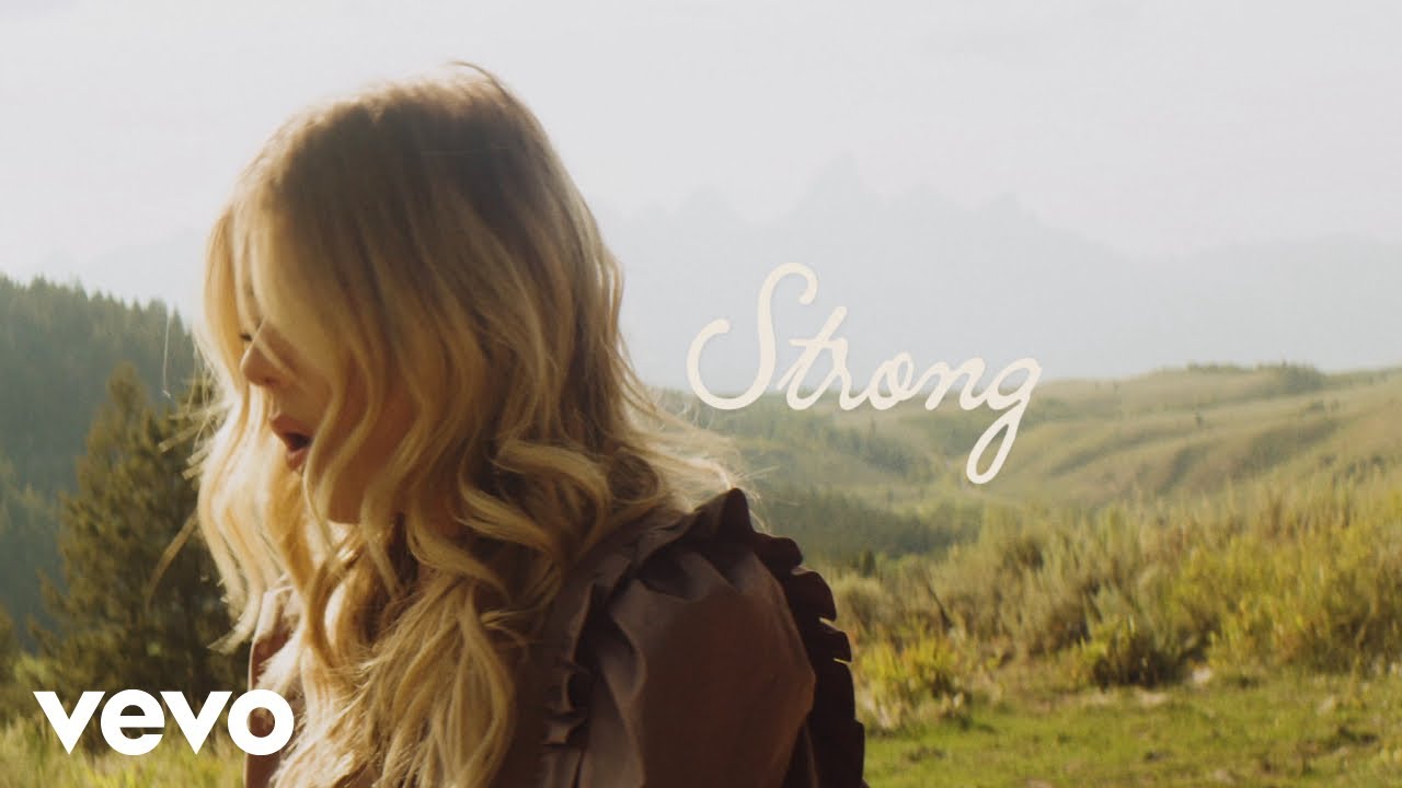 Anne Wilson - Strong (Official Performance Lyric Video)