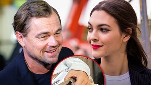 Vittoria Ceretti y Leonardo Dicaprio