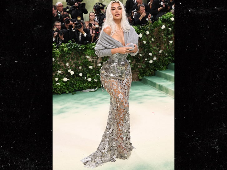 0506-Kim-Kardashian-Met-Gala-SUB