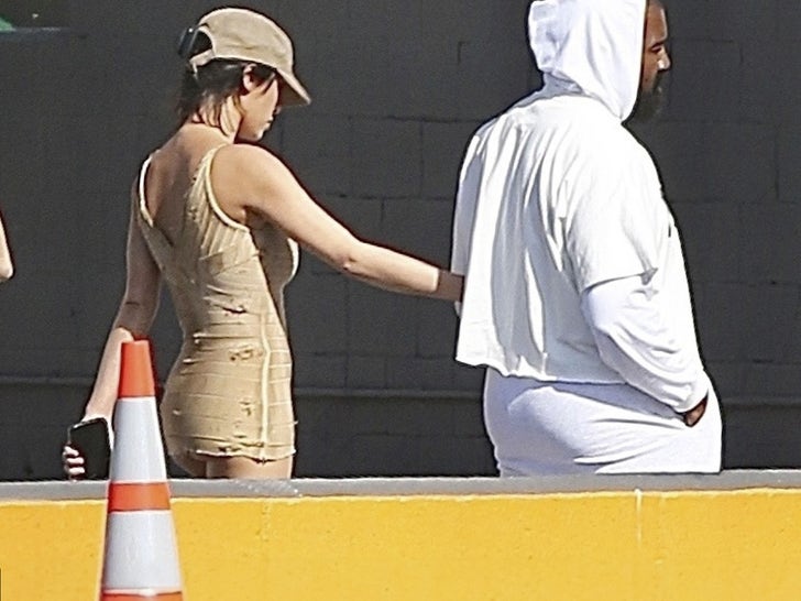 Bianca Censori Shows Butt Cheeks in LA With Kanye