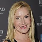 Angela Kinsey