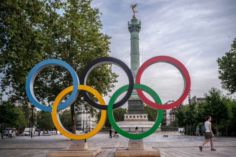 Since the start of the Olympics games the French capital is more quiet and empty than usual in this period of the year. 