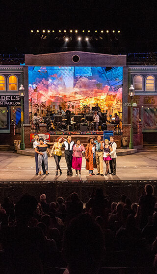 Actors from Smokey Joe's Cafe bowing after a show