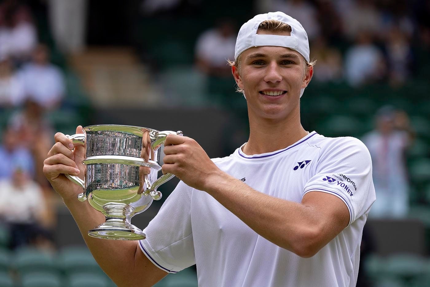 Teenage dreams come true on No.1 Court