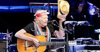 Review: Willie Nelson and Bob Dylan make magic at the Gorge