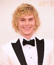 Evan Peters