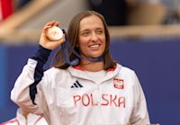 Iga Swiatek pens emotional Olympic debrief, promises personal growth | Tennis.com