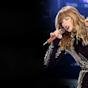 Taylor Swift Performing HD Black and White