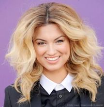 Tori Kelly