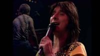 Journey Fan Scammed Out Of Over $120,000 By Steve Perry Imposter
