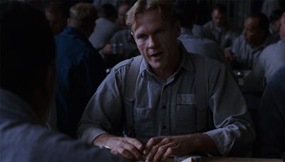 The Shawshank Redemption s William Sadler Ad-Libbed A Line That Totally Changes How We Look At His Character