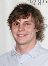 Evan Peters