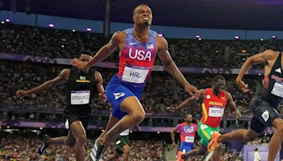 USA s Quincy Hall wins gold medal in men’s 400 meters with spectacular finish