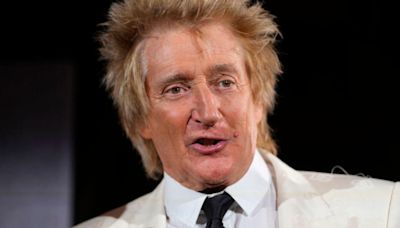 Rod Stewart reschedules Tahoe, Lincoln shows as he recovers from COVID