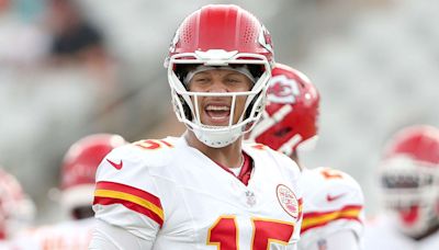 Patrick Mahomes Leads Kansas City Chiefs During First Preseason Game Following Wife Brittany s Pregnancy News