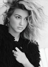 Tori Kelly