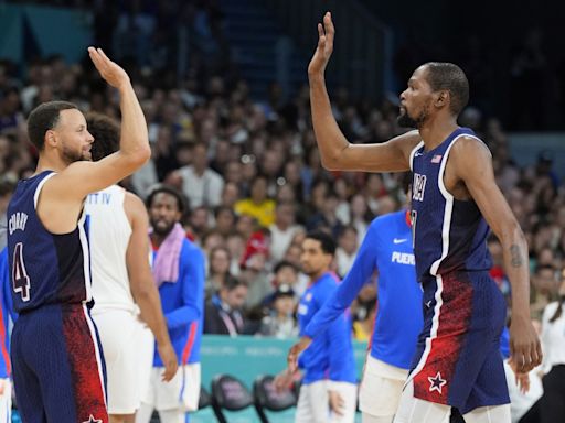 Kevin Durant On Stephen Curry’s 4th Quarter Against France: “The Greatest Heat Check Of All Time”