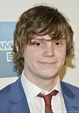 Evan Peters